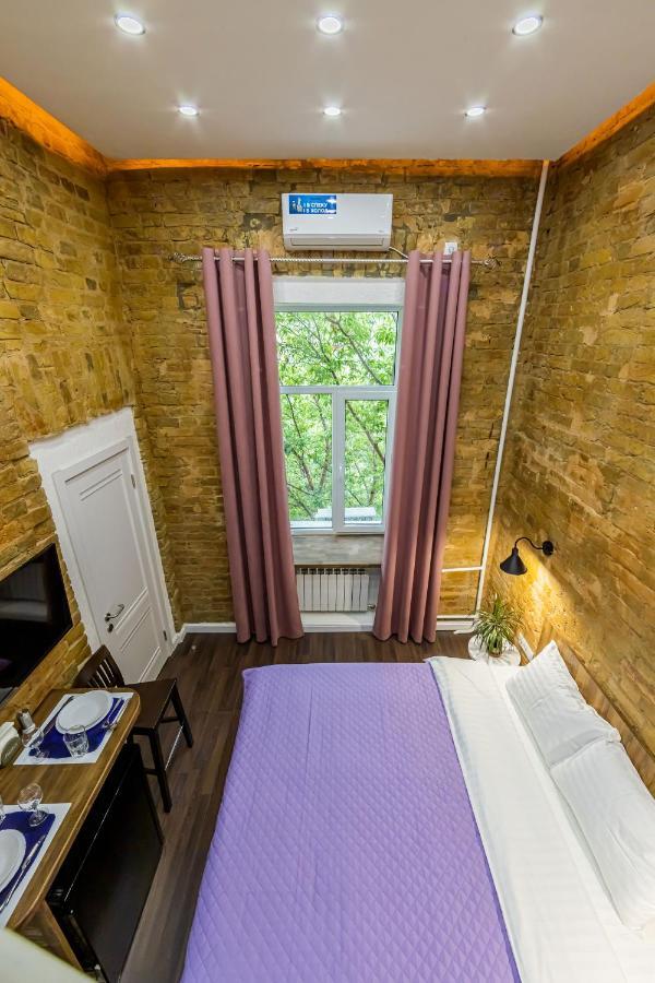 Kyiv Brown Loft Apartment Luaran gambar