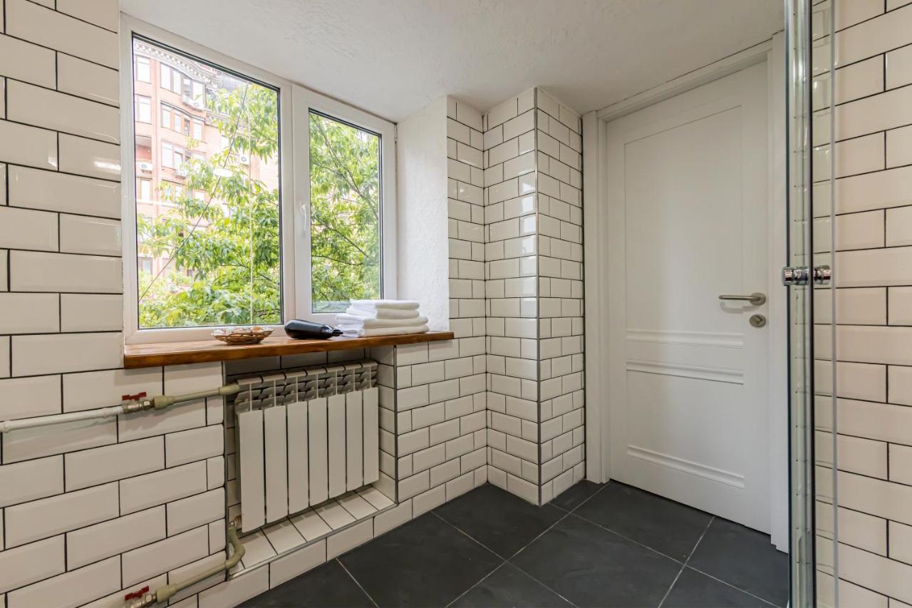 Kyiv Brown Loft Apartment Luaran gambar
